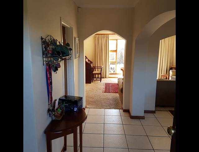 3 BEDROOM TOWNHOUSE RENTED IN GREENACRES